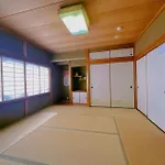 美築粟田